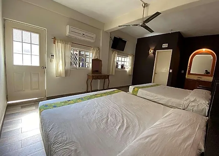 Lys Hotel 3*